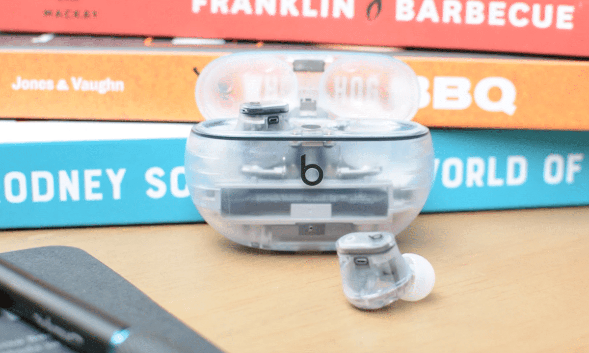 Τα Beats Studio Buds + ακουστικά πέφτουν στο νέο χαμηλό των 100 $
