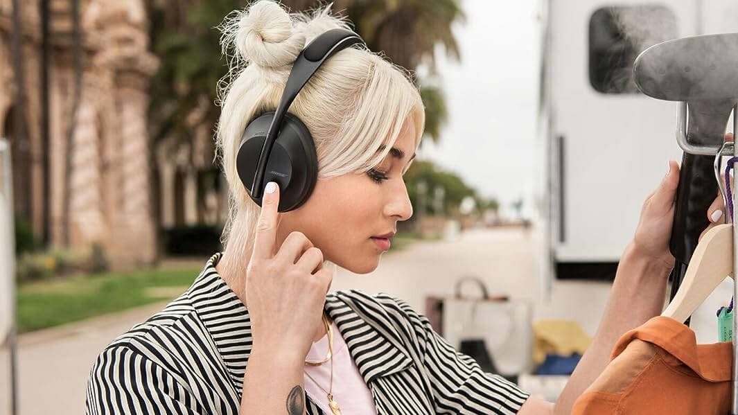 The fantastic Bose Headphones 700 are a tempting buy right now
