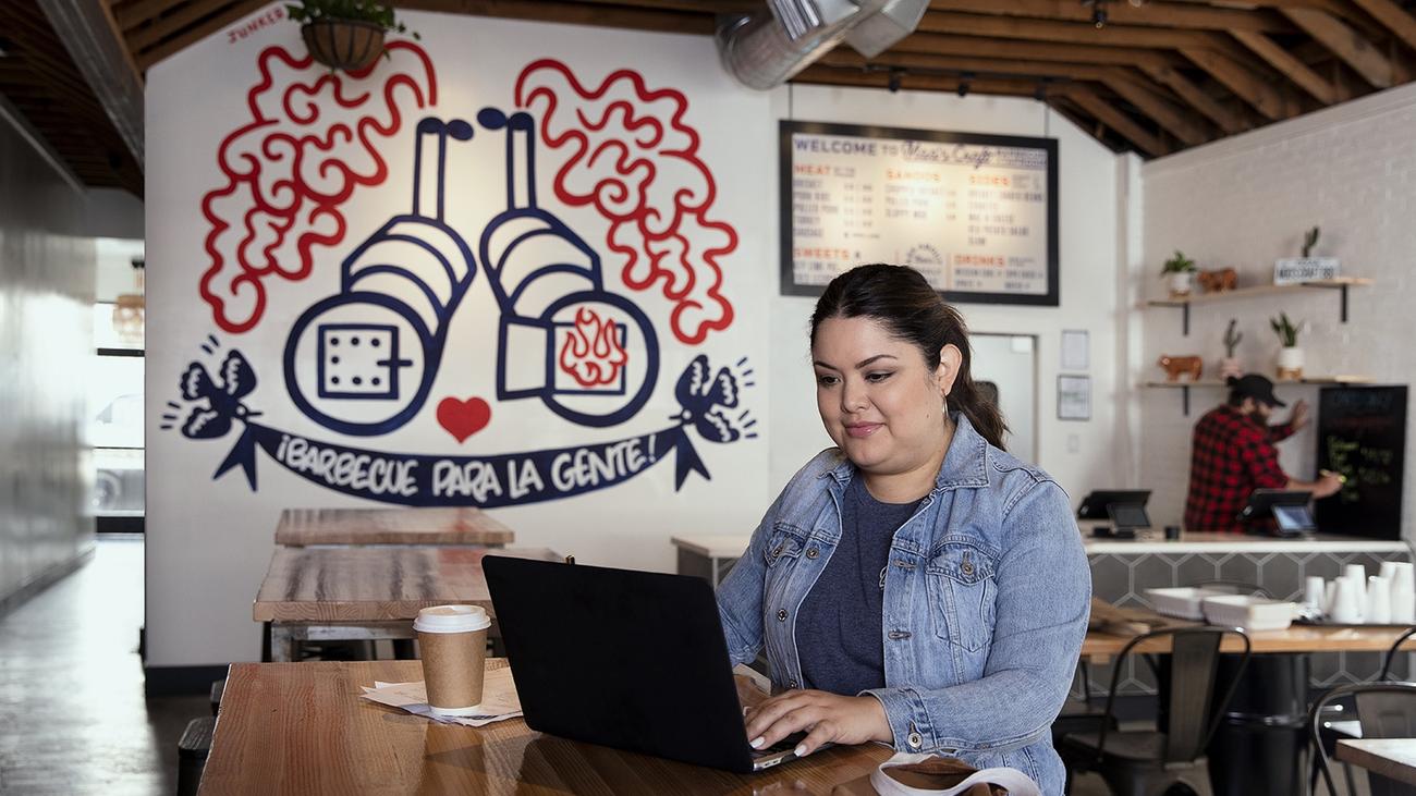 Το Intuit QuickBooks Online κάνει τη διαχείριση μικρών επιχειρήσεων παιχνιδάκι και έχει έκπτωση 50% για 3 μήνες
