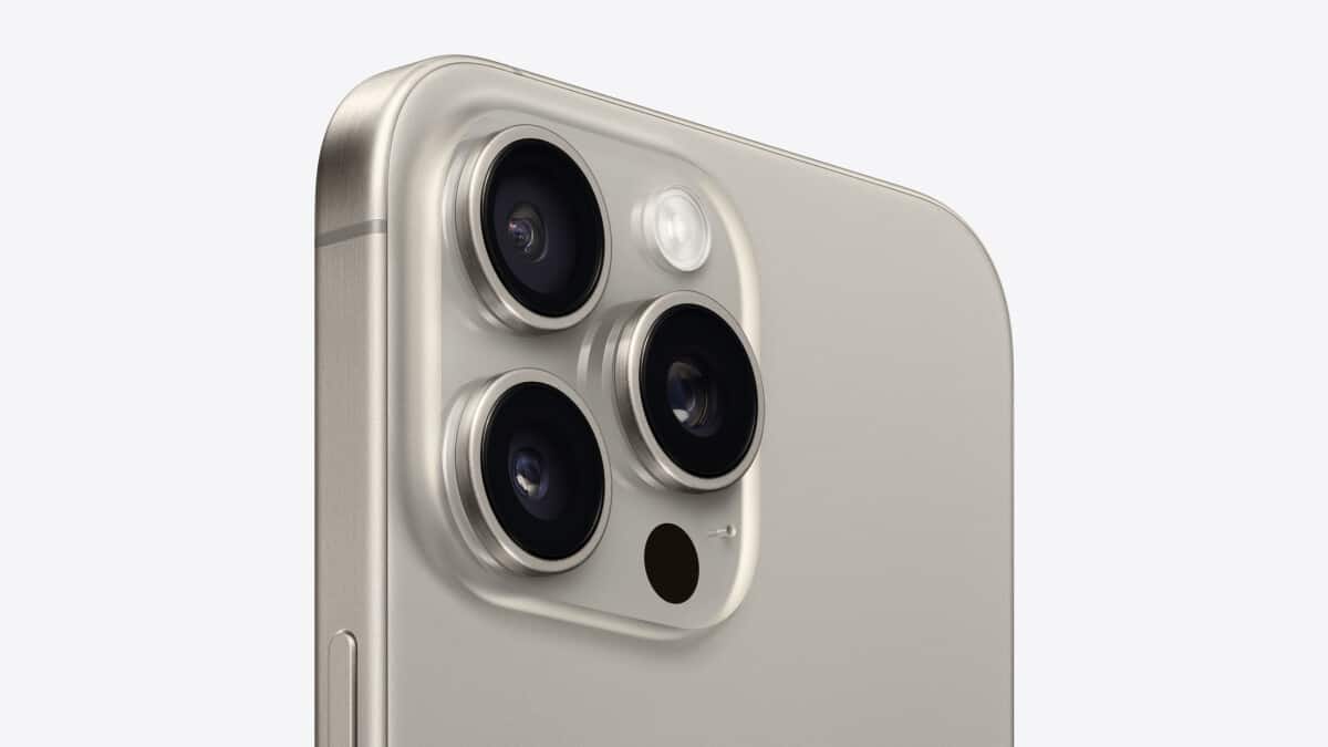 The iPhone 15 Pro might get its titanium frame color altered because of… oily fingers