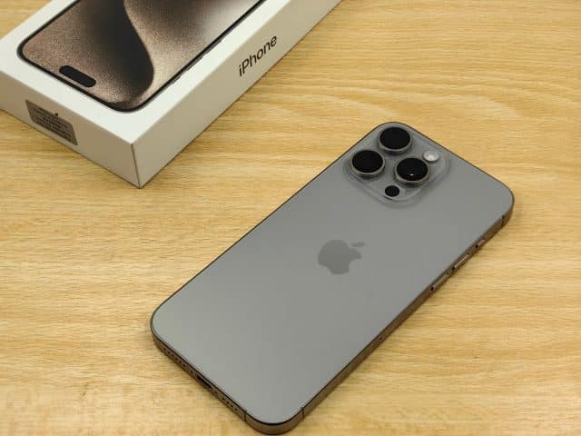 Unboxing με το iPhone 15 Pro Max!