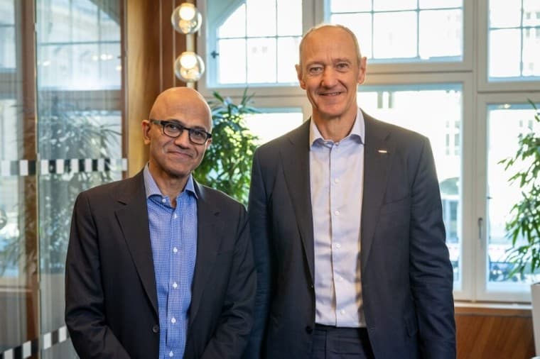 Satya Nadella and Roland Busch