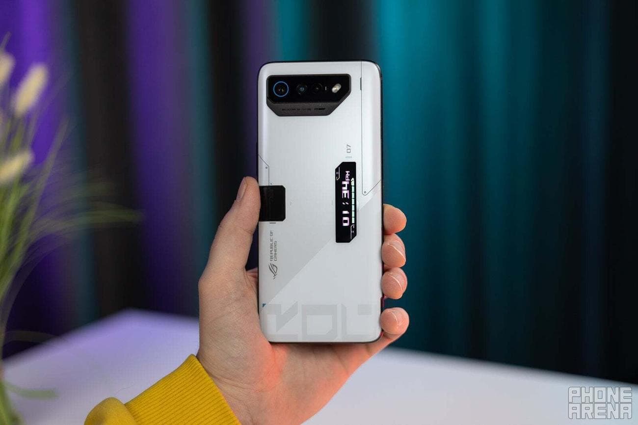 Βραβεία PhoneArena 2023: Αυτά είναι τα καλύτερα τηλέφωνα της χρονιάς