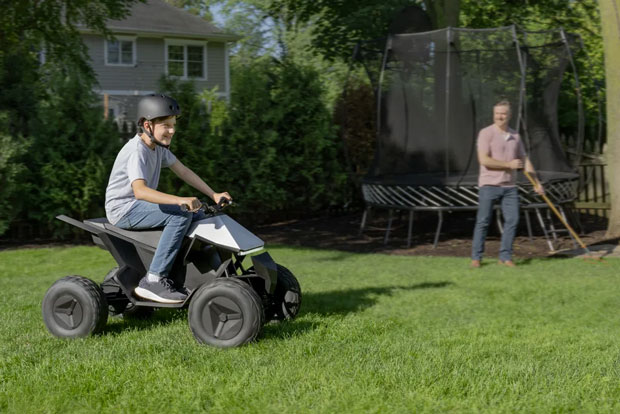 Προωθητική εικόνα ενός Cyberquad για παιδιά.