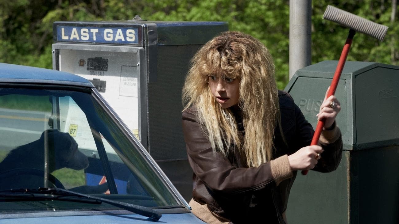 Natasha Lyonne plays a human lie detector in 