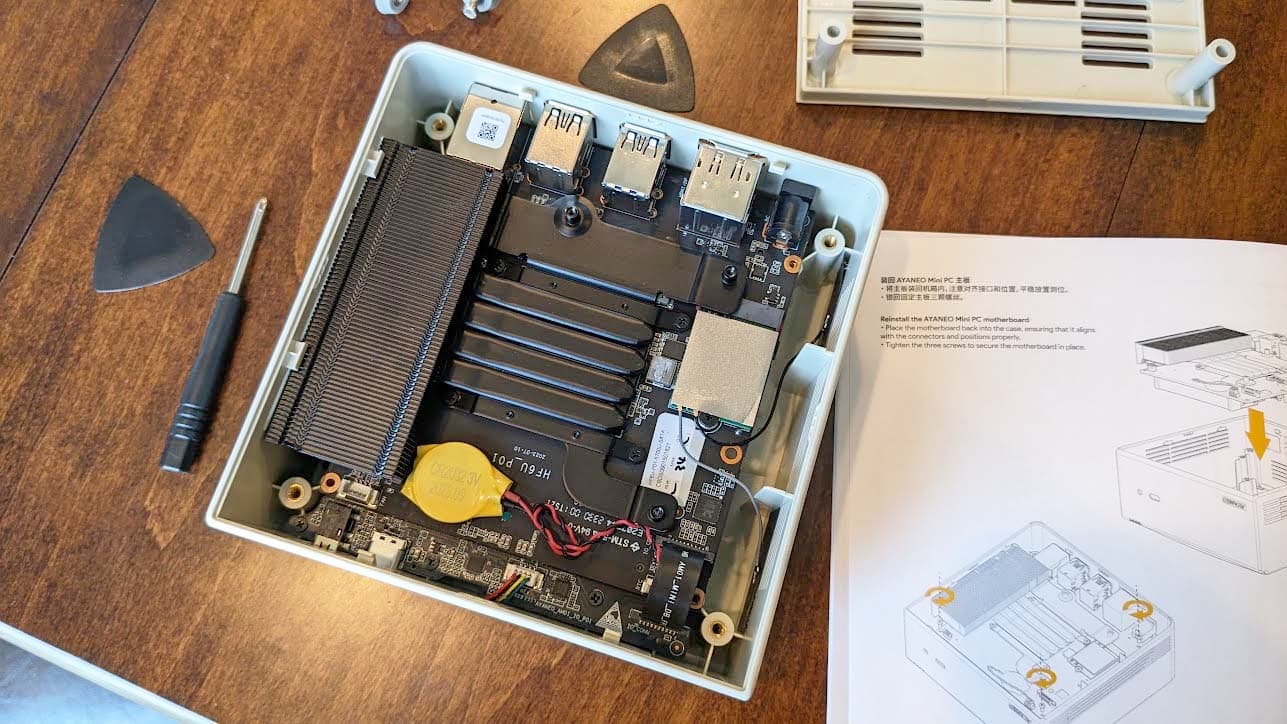 AYANEO Retro Mini PC AM01 review: Compact but mighty enough for light gaming, AYANEO Retro Mini PC AM01 review: Compact but mighty enough for light gaming, TechWar.GR