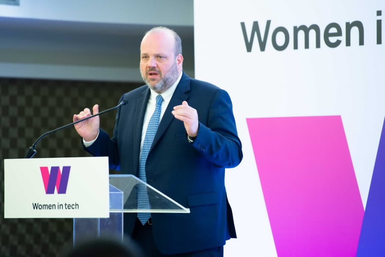 Μνημόνιο συνεργασίας ΔΥΠΑ- Huawei. Ολοκληρώθηκε με επιτυχία το εκπαιδευτικό πρόγραμμα Women in Tech, Μνημόνιο συνεργασίας ΔΥΠΑ- Huawei. Ολοκληρώθηκε με επιτυχία το εκπαιδευτικό πρόγραμμα Women in Tech, TechWar.GR