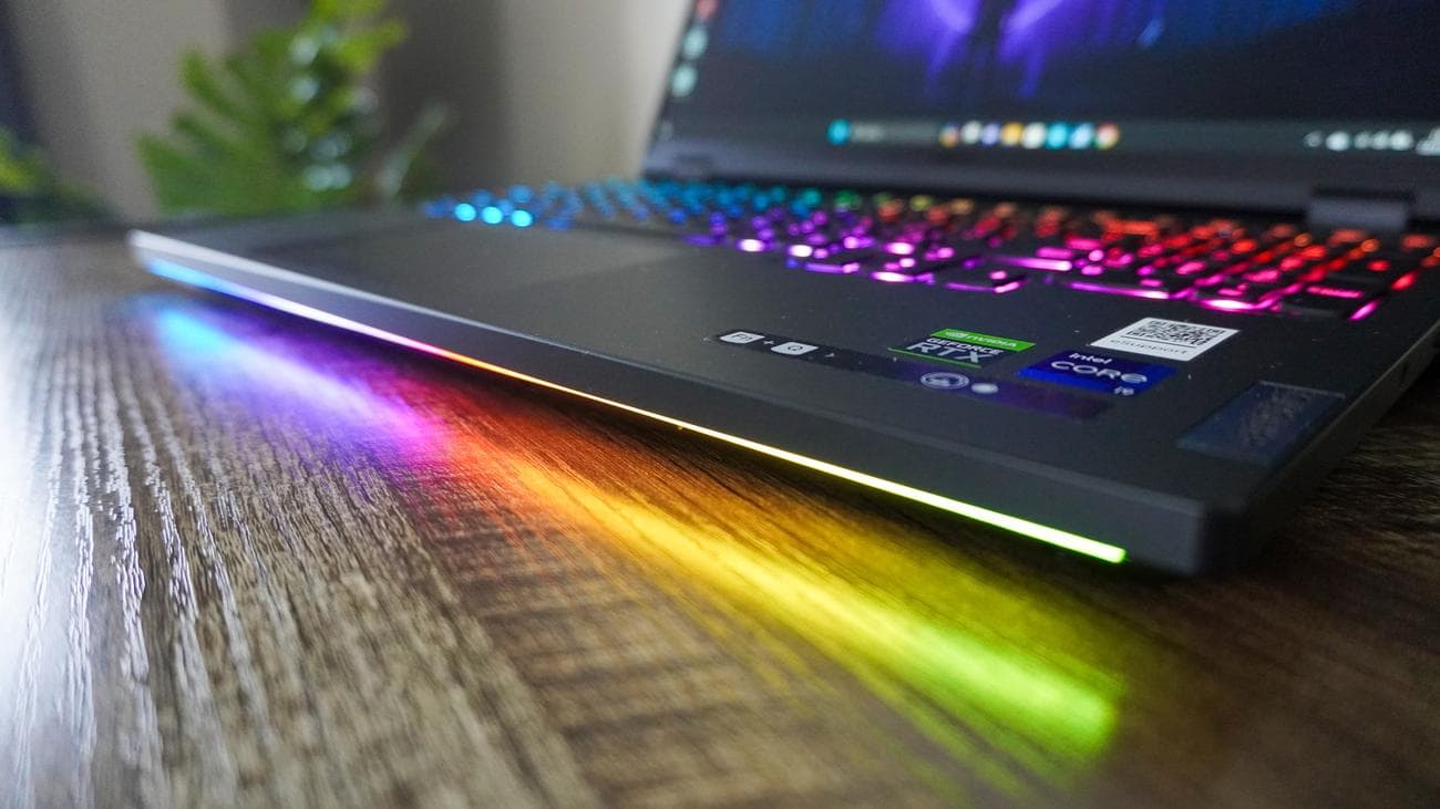 Lenovo Legion Pro 7i Gen 8 (2023) review: Just right, Lenovo Legion Pro 7i Gen 8 (2023) review: Just right, TechWar.gr