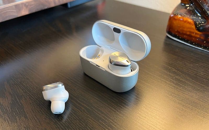 The best earbuds for small ears in 2023, tested and reviewed, The best earbuds for small ears in 2023, tested and reviewed, TechWar.gr