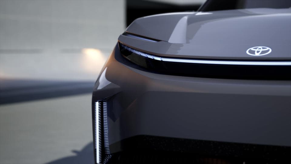 Toyota unveils two EV crossover concepts arriving by 2025, Toyota unveils two EV crossover concepts arriving by 2025, TechWar.gr