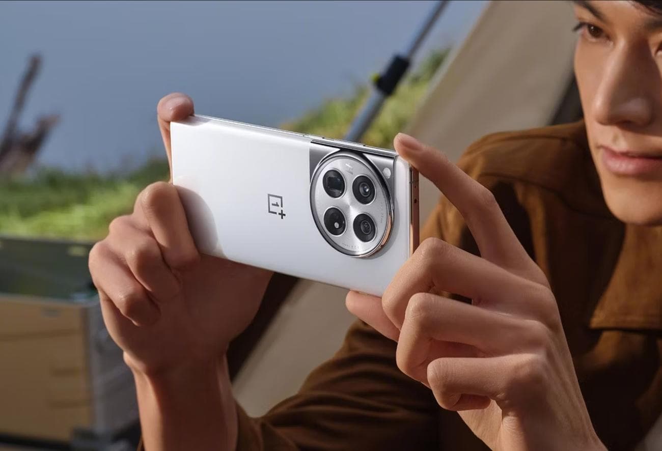 Renders του OnePlus 12