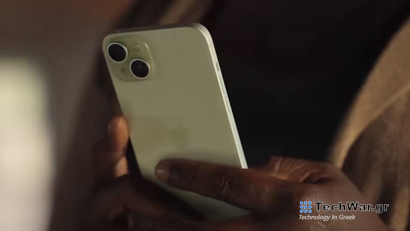 iPhone 15 Plus, iPhone 15 Plus: H Apple τονίζει τη μεγάλη διάρκεια ζωής της μπαταρίας σε νέα διαφήμιση