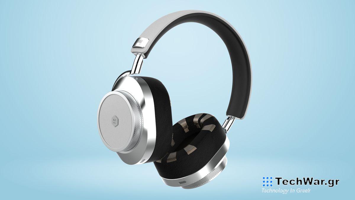 Master & Dynamic MW75 on TG cool blue background