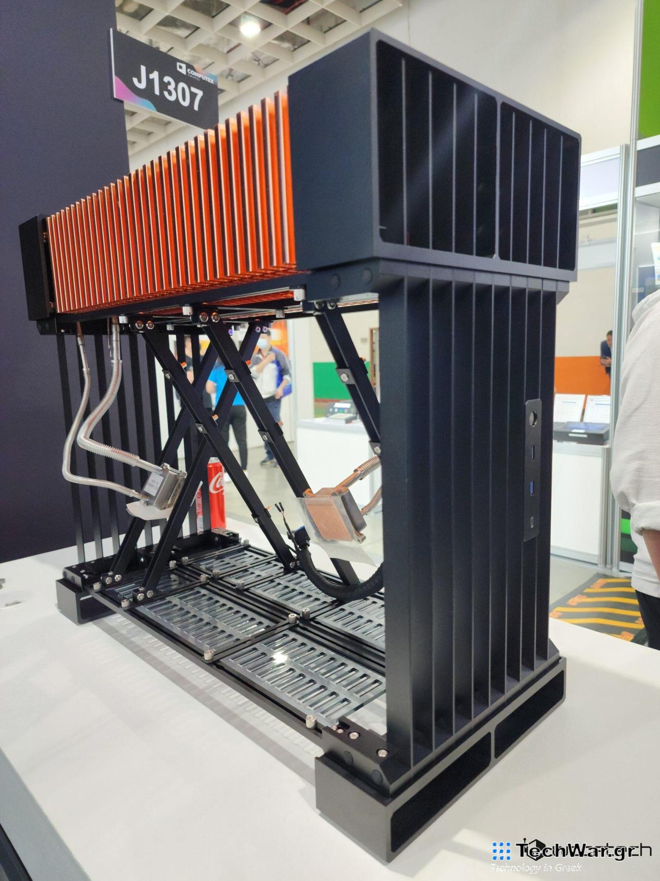 Streacom's SG10 PC Case Hits Retail Next Year For $1320 US, Up To 600W Cooling, 250W CPU & 350W GPU Support