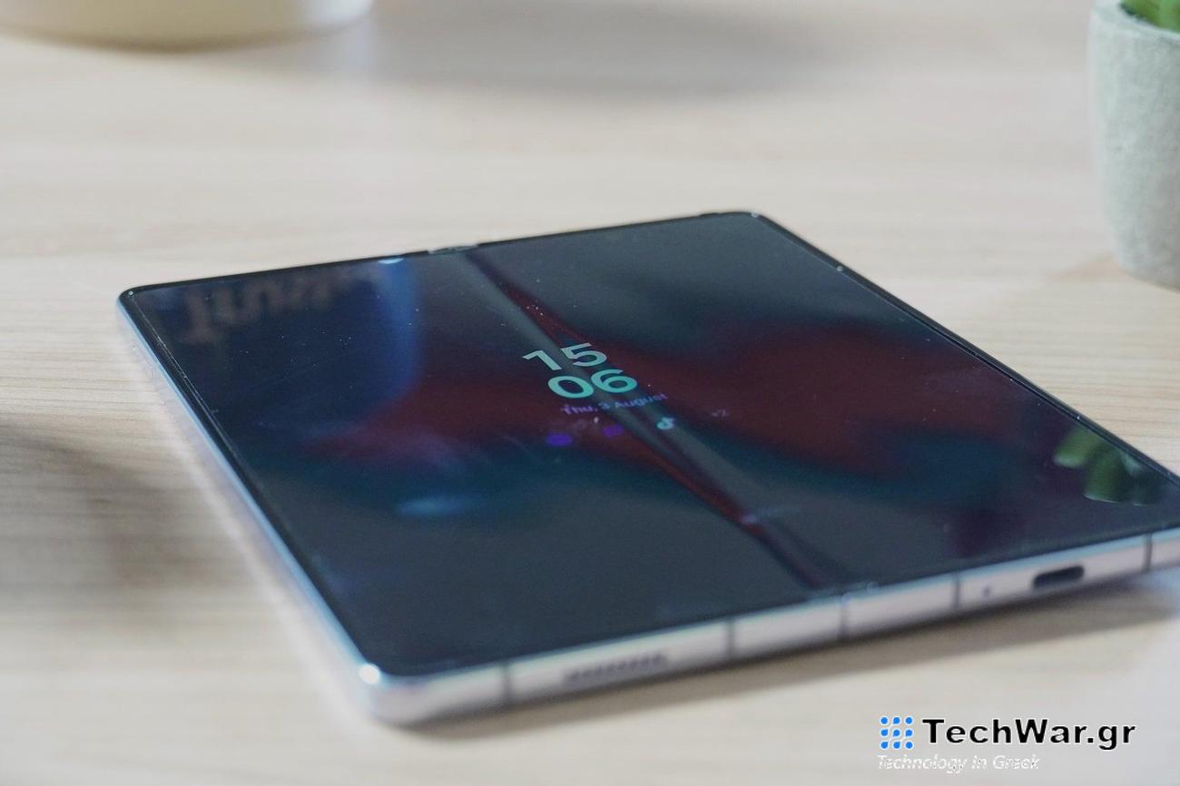 Η συμβουλή της Samsung Display προτείνει το αναδιπλούμενο iPhone στα σκαριά
