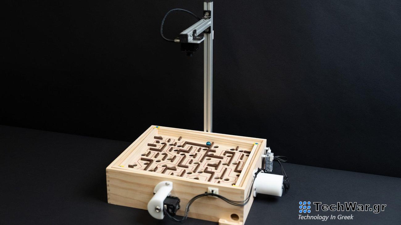 CyberRunner robot capable of playing Labyrinth maze game