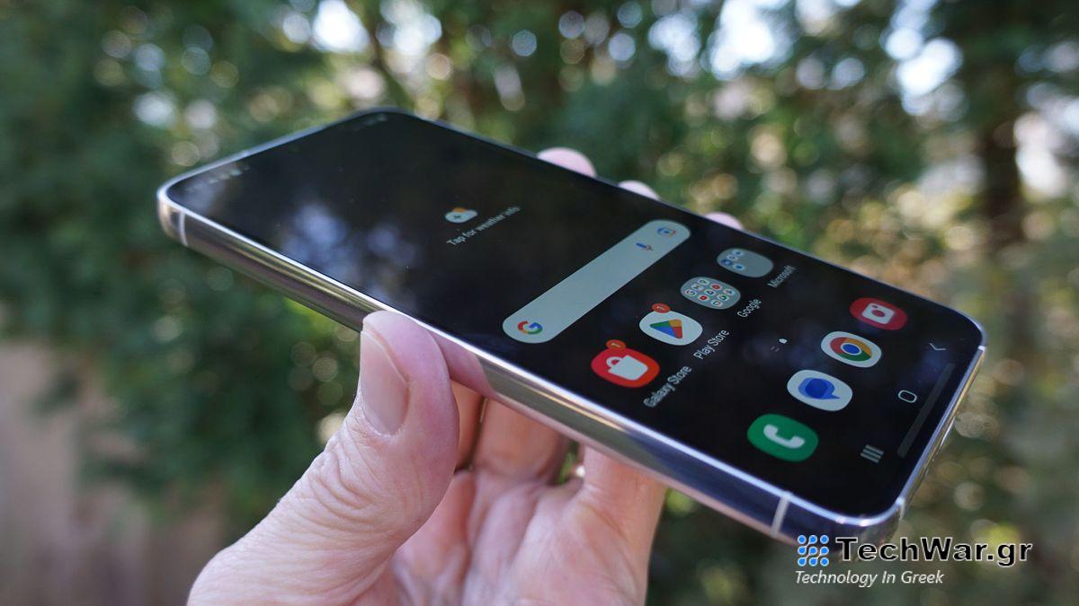 Samsung Galaxy S23 screen held at an angle