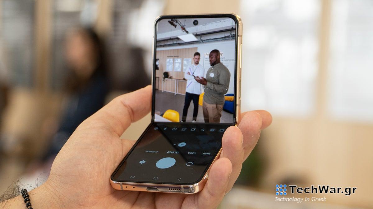 Το Samsung Galaxy Z Flip 4 and Fold 4 ενημερώθηκε σε Android 14 στις ΗΠΑ
