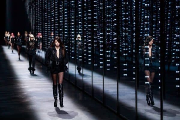 Τεχνητή νοημοσύνη: Βγάζει τα ανθρώπινα μοντέλα μόδας από το κάδρο, Τεχνητή νοημοσύνη: Βγάζει τα ανθρώπινα μοντέλα μόδας από το κάδρο, TechWar.GR