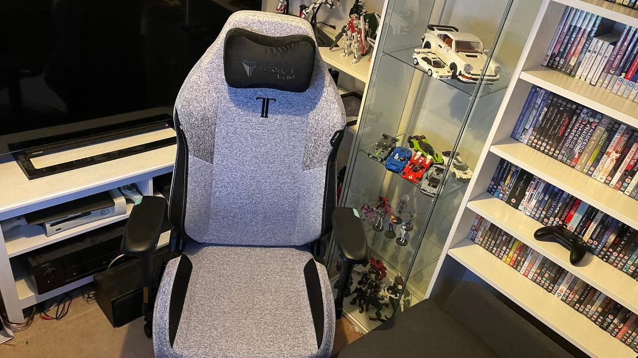 Herman Miller Aeron Review: THE office chair, Herman Miller Aeron Review: THE office chair, TechWar.GR