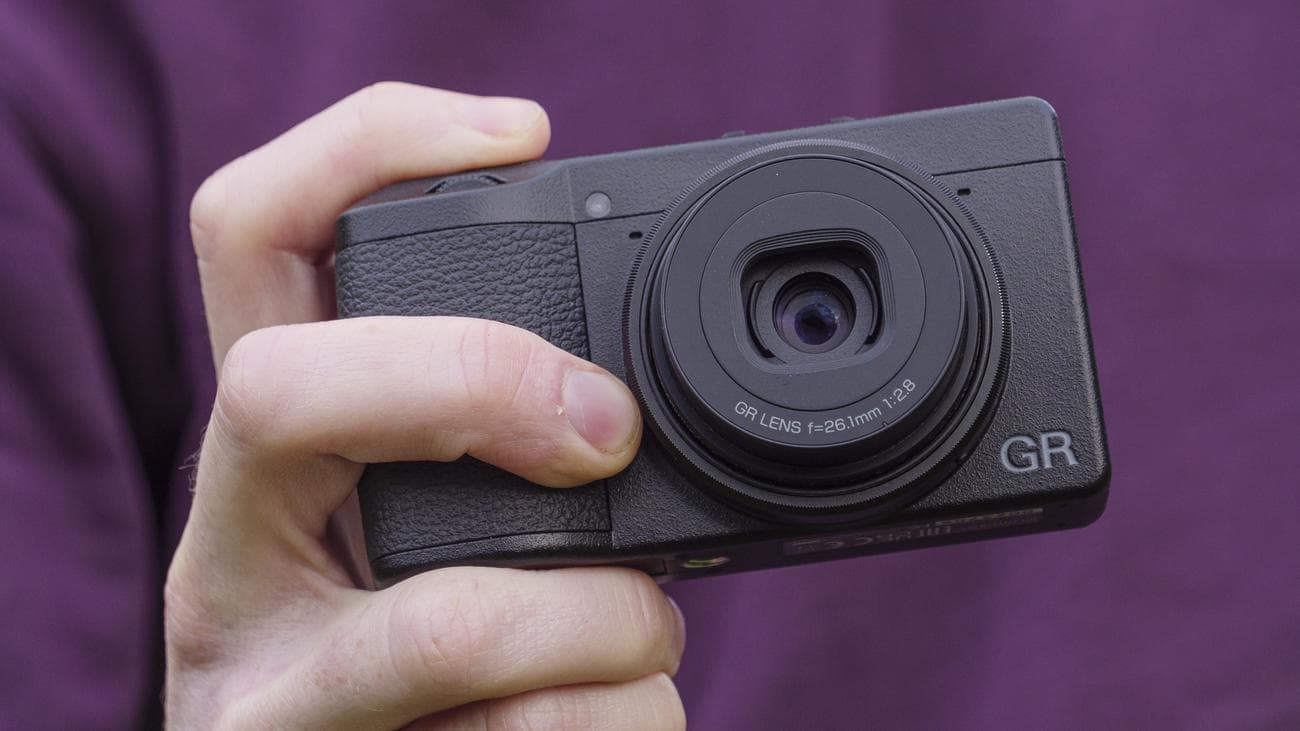 The 12 most exciting cameras of 2024, from a Fujifilm X100V successor to the Samsung Galaxy S24 Ultra, The 12 most exciting cameras of 2024, from a Fujifilm X100V successor to the Samsung Galaxy S24 Ultra, TechWar.GR