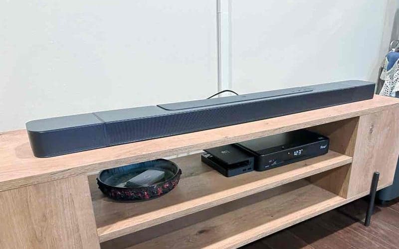 JBL Bar 700 Soundbar