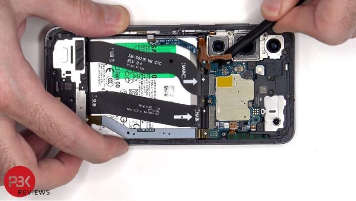 Samsung Galaxy S24: Πήρε 9/10 στην επισκευασιμότητα μετά από teardown Samsung Galaxy S24, Samsung Galaxy S24: Πήρε 9/10 στην επισκευασιμότητα μετά από teardown