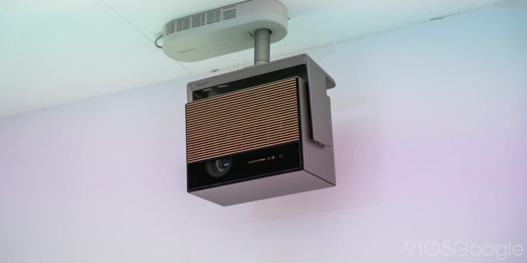 Χέρι με το ευέλικτο και όμορφο Xgimi Horizon Max, Χέρι με το ευέλικτο και όμορφο Xgimi Horizon Max, TechWar.GR