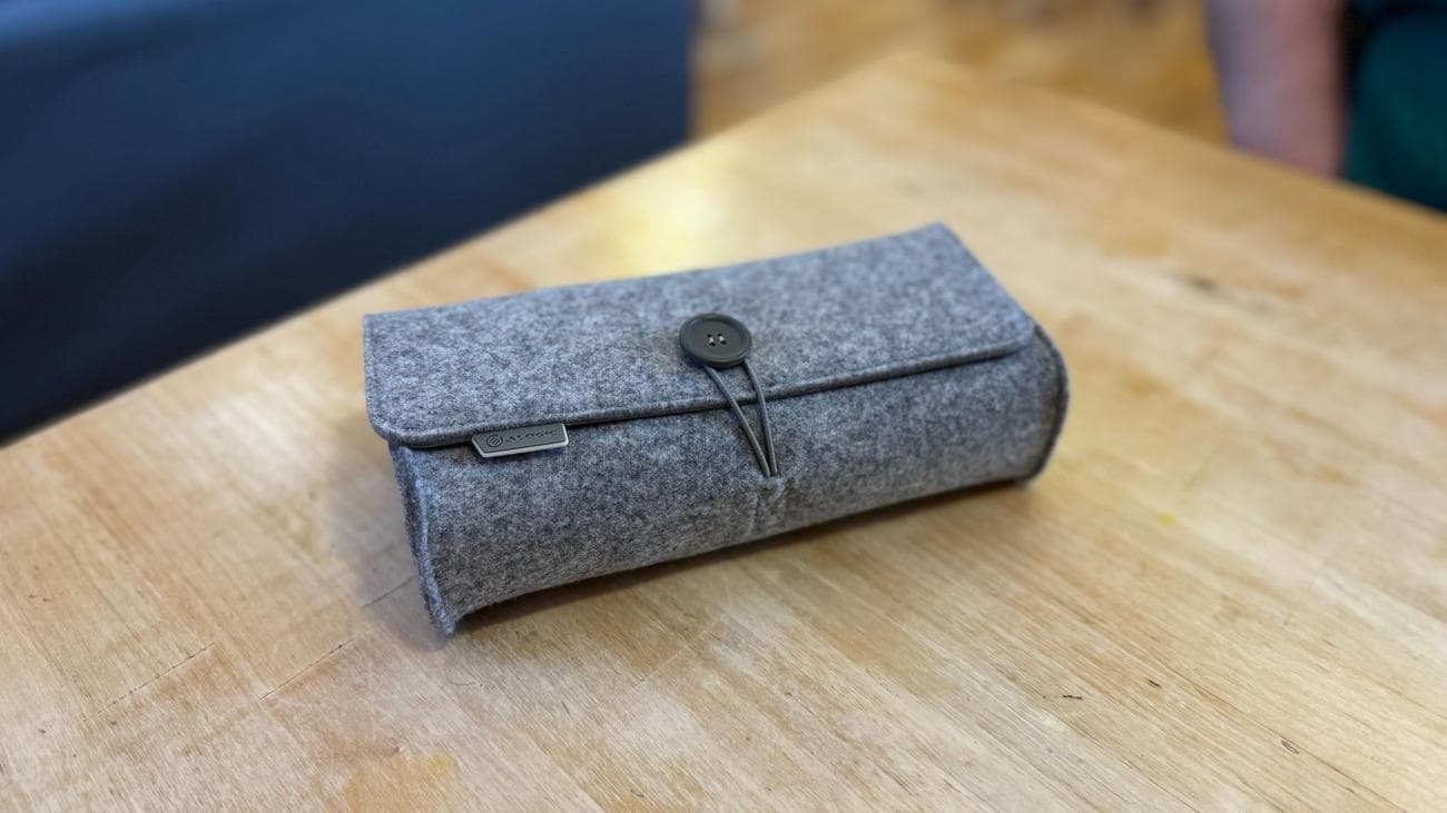 Ανασκόπηση βάσης φόρτισης Alogic Matrix Ultimate: Συμπαγής, αρθρωτή και εξαιρετικά φορητή, Ανασκόπηση βάσης φόρτισης Alogic Matrix Ultimate: Συμπαγής, αρθρωτή και εξαιρετικά φορητή, TechWar.GR