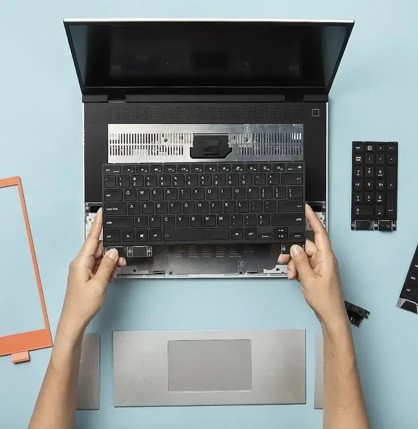 Περιεκτική ανασκόπηση του φορητού υπολογιστή πλαισίου 16 - customize.webp - TechWar.GR