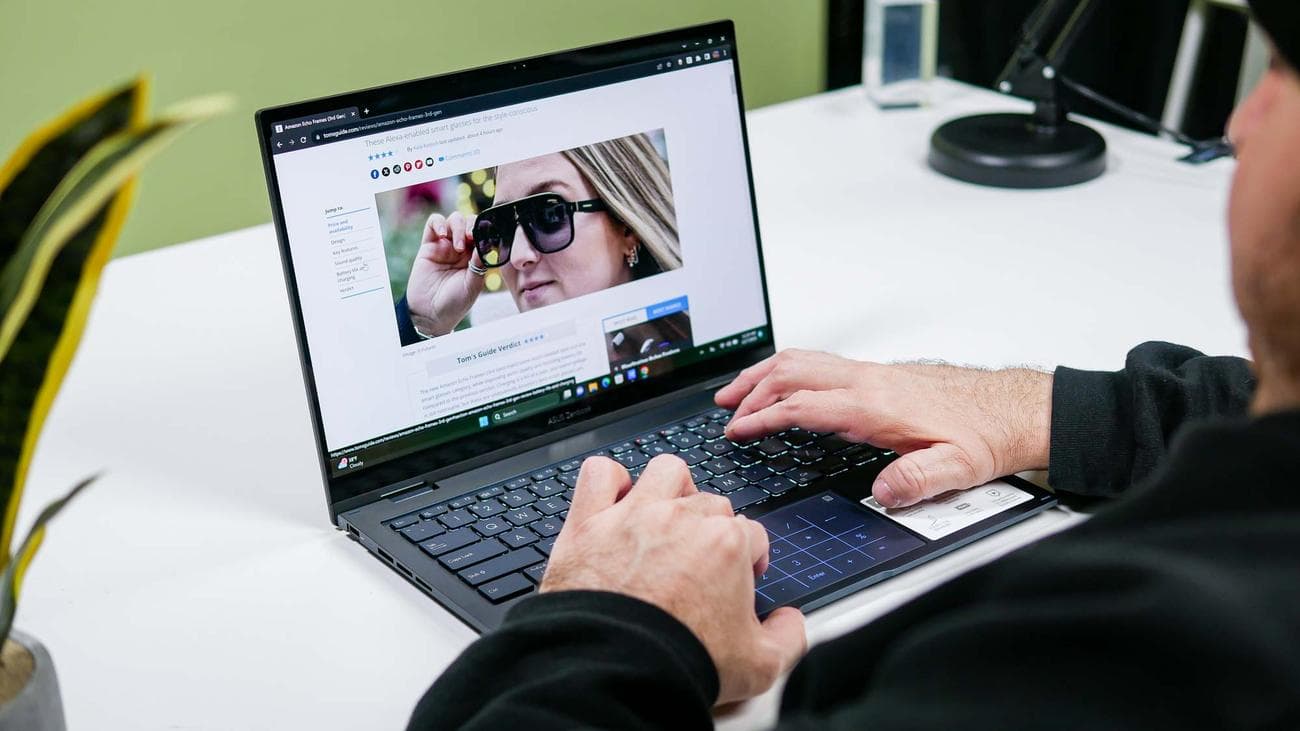 Asus Zenbook 14 Flip OLED review: The best 2-in-1 for the money, Asus Zenbook 14 Flip OLED review: The best 2-in-1 for the money, TechWar.GR