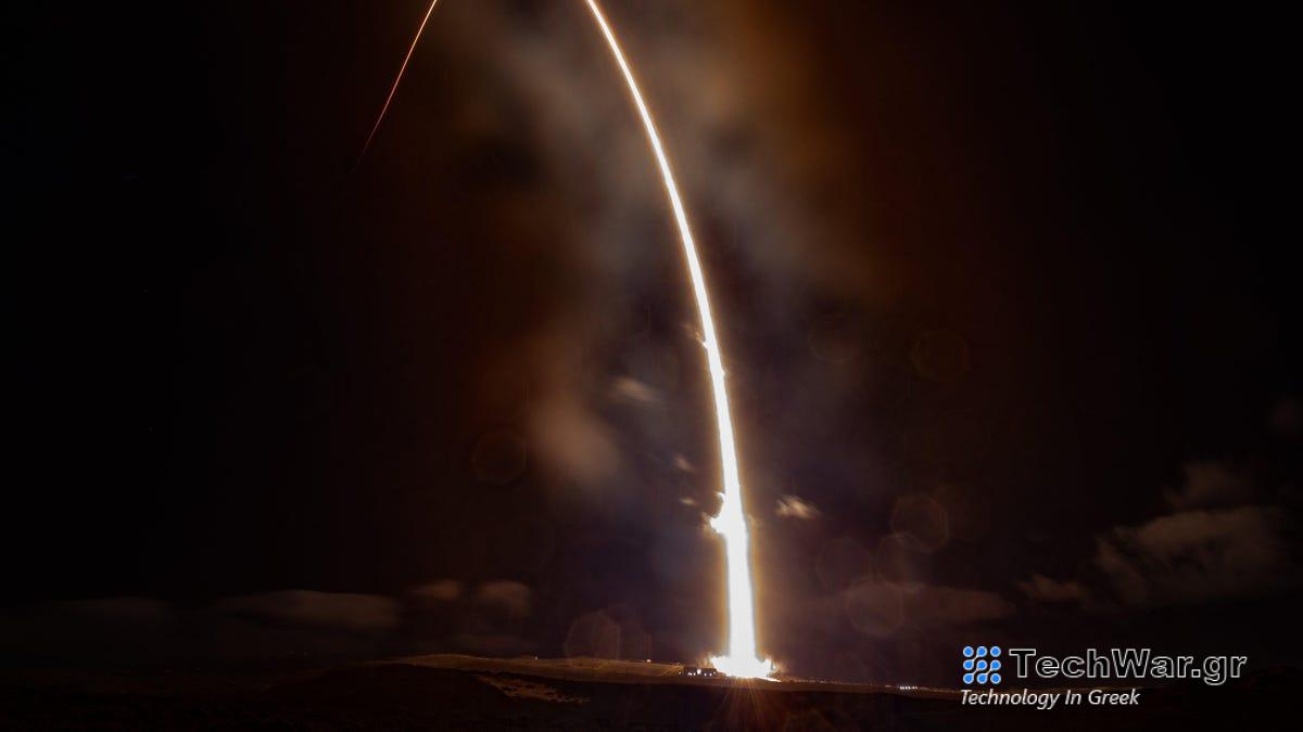 Είσαι επάνω; Το SpaceX στέλνει το πρώτο μήνυμα κειμένου από τους δορυφόρους Starlink