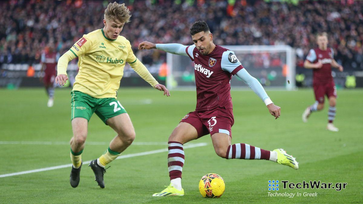 Emerson Palmieri (R) takes a shot under pressure from Sam Bell (L) ahead of the Bristol City vs West Ham live stream