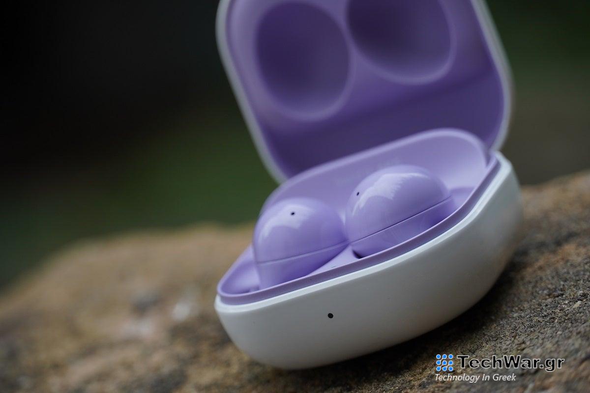 Η Samsung παρουσιάζει το πρωτότυπο Galaxy Buds με οθόνη OLED