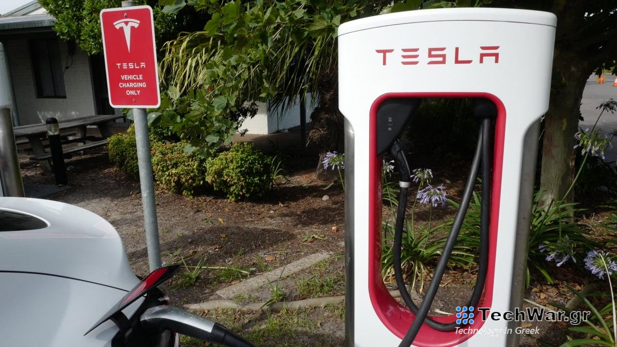 Η Tesla μειώνει τις εκτιμήσεις αυτονομίας για αυτοκίνητα Model Y, S, X