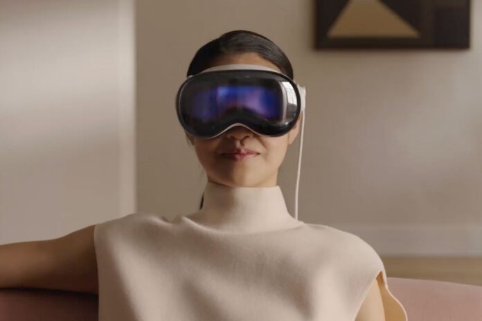 Περίπου 200.000 ακουστικά Apple Vision Pro έχουν πωληθεί μέχρι σήμερα, σύμφωνα με ισχυρισμούς
