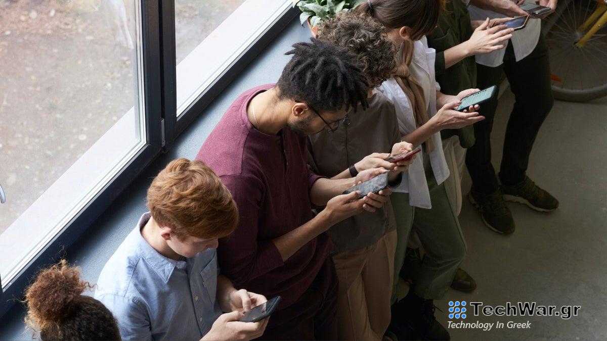 Το 2023, τα μέσα κοινωνικής δικτύωσης πήραν τον χρόνο μας: Δείτε πόσο