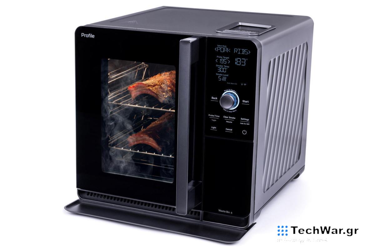 Το GE Profile Smart Indoor Smoker φέρνει μπάρμπεκιου μέσα για 1.000 $