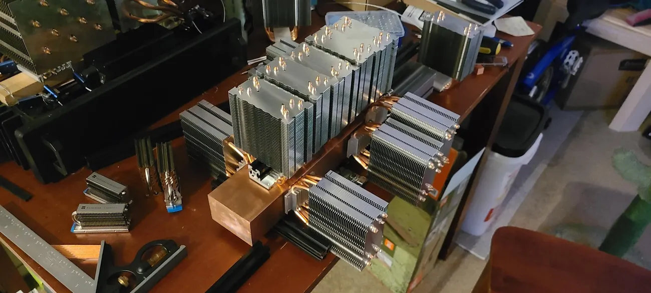 Το Redditor ανεβάζει την παθητική ψύξη σε νέο επίπεδο, τοποθετώντας δέκα ψύκτρες Tower στη GPU της NVIDIA GeForce RTX 3080
