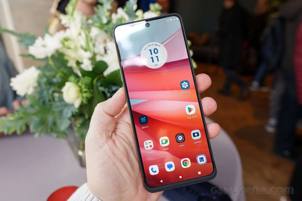 Πρόχειρη εφαρμογή Motorola Adaptive Display Concept με το MWC 2024