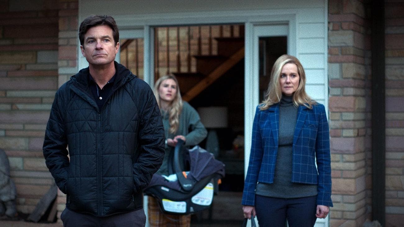 Φωτογραφία Ozark σεζόν 4 με Jason Bateman ως Martin 'Marty' Byrde, Sofia Hublitz ως Charlotte Byrde, Laura Linney ως Wendy Byrde