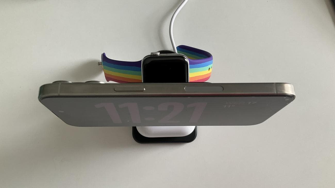 Αναδιπλούμενος μαγνητικός φορτιστής Ku Xiu 3 σε 1