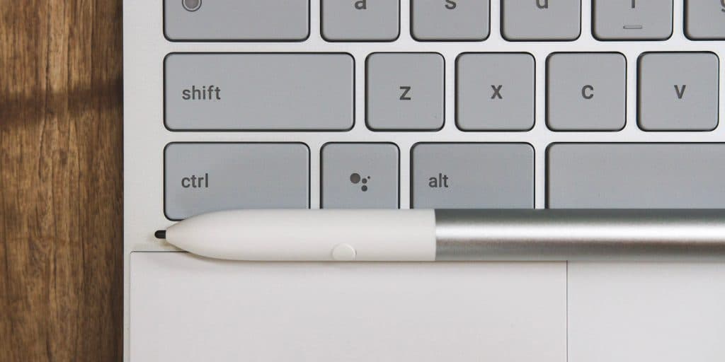 Google Pixelbook με κλειδί Βοηθού Google