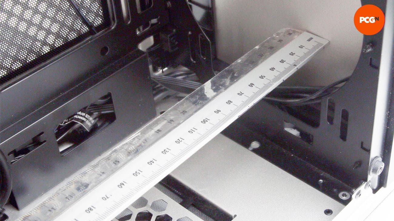 Πώς να φτιάξετε μια βάση ψυγείου: Ελέγξτε το διάκενο