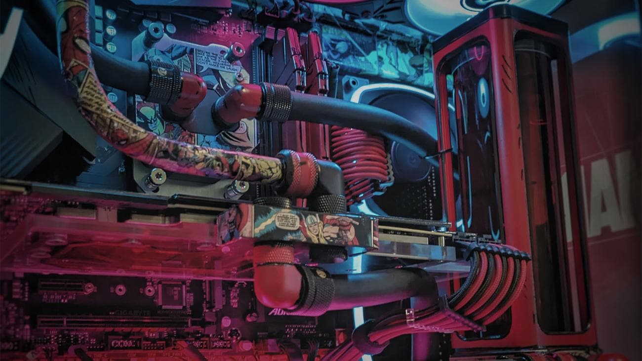 Το waterblock αυτού του gaming PC με θέμα τη Marvel έχει κόμικς