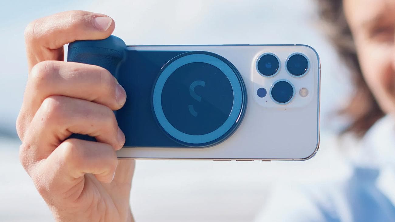 ShiftCam SnapGrip being used on a bright day