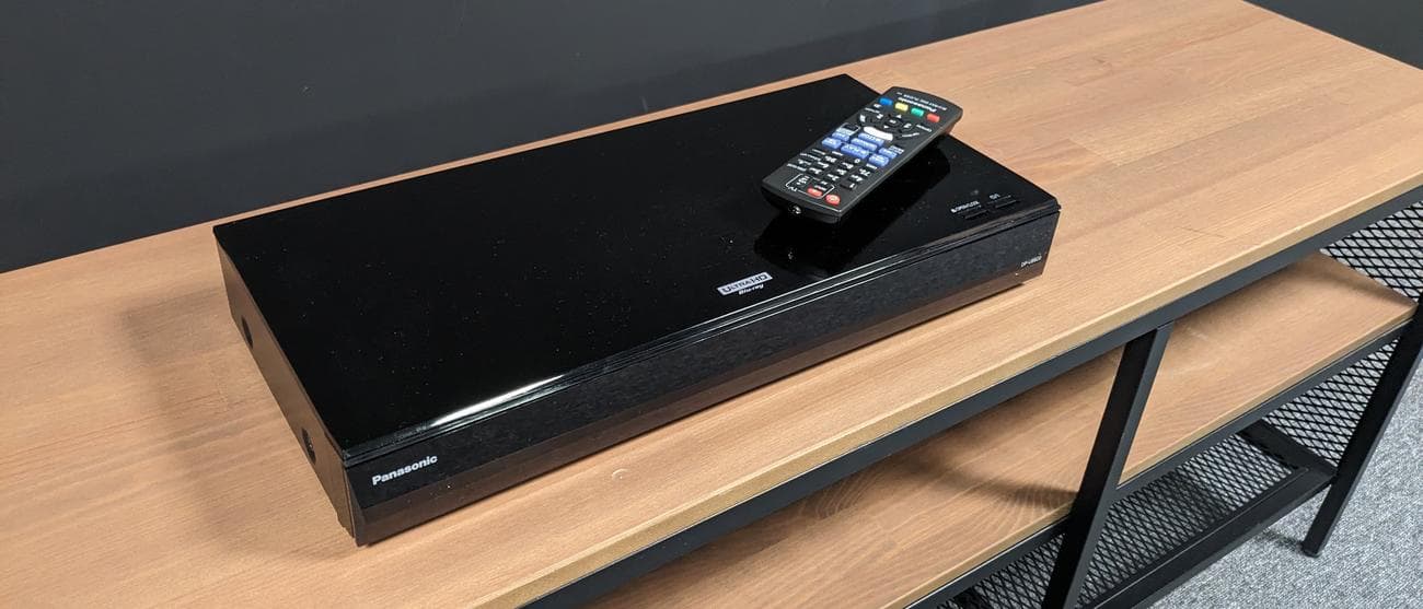 Panasonic DP-UB820 σε καφέ εικόνα ήρωα βάσης