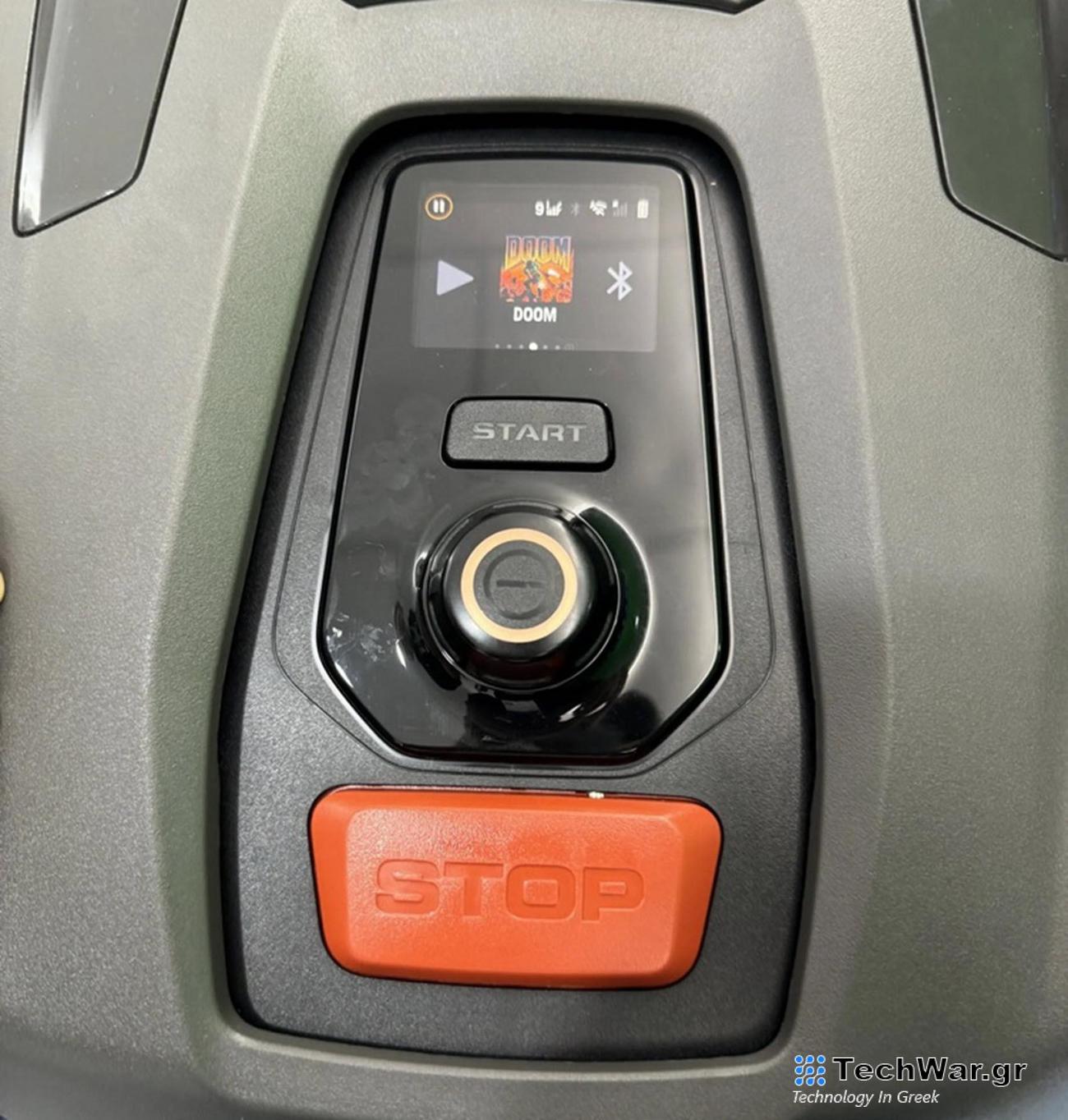 Το δικό σου χλοοκοπτικό παίζει Doom; Το είδαμε και αυτό στο Mobile Congress 2024!