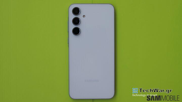 Galaxy A55 back