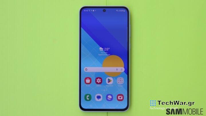 Galaxy A55 front display